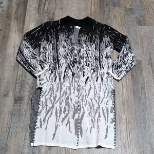 Simply Couture Black and Gray Open Front Cardigan
